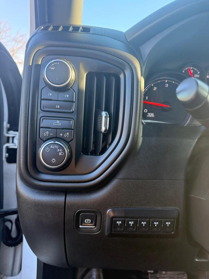 Chevrolet Silverado 3500HD Work Truck Crew Cab 4WD 2022