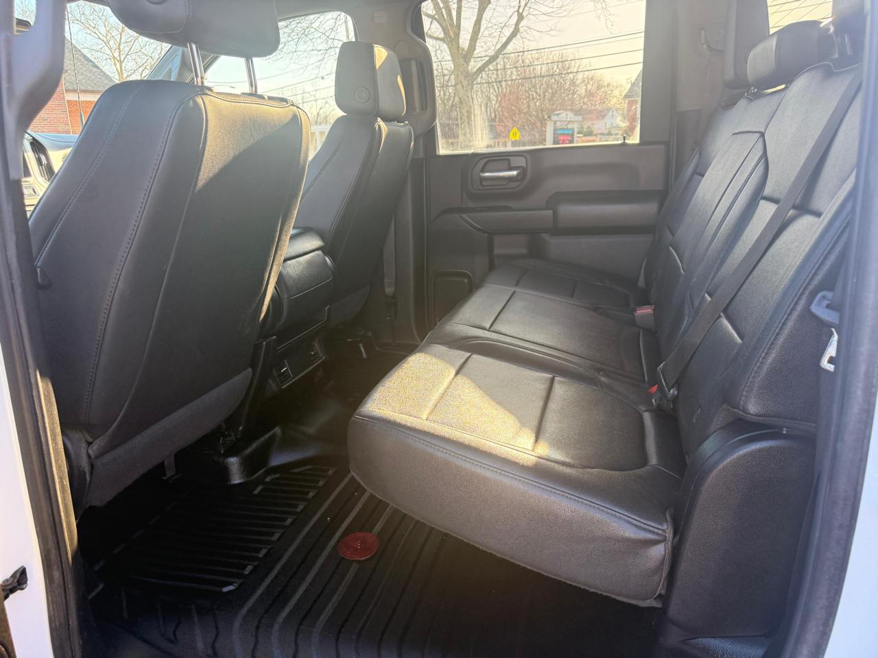 Chevrolet Silverado 3500HD Work Truck Crew Cab 4WD 2022