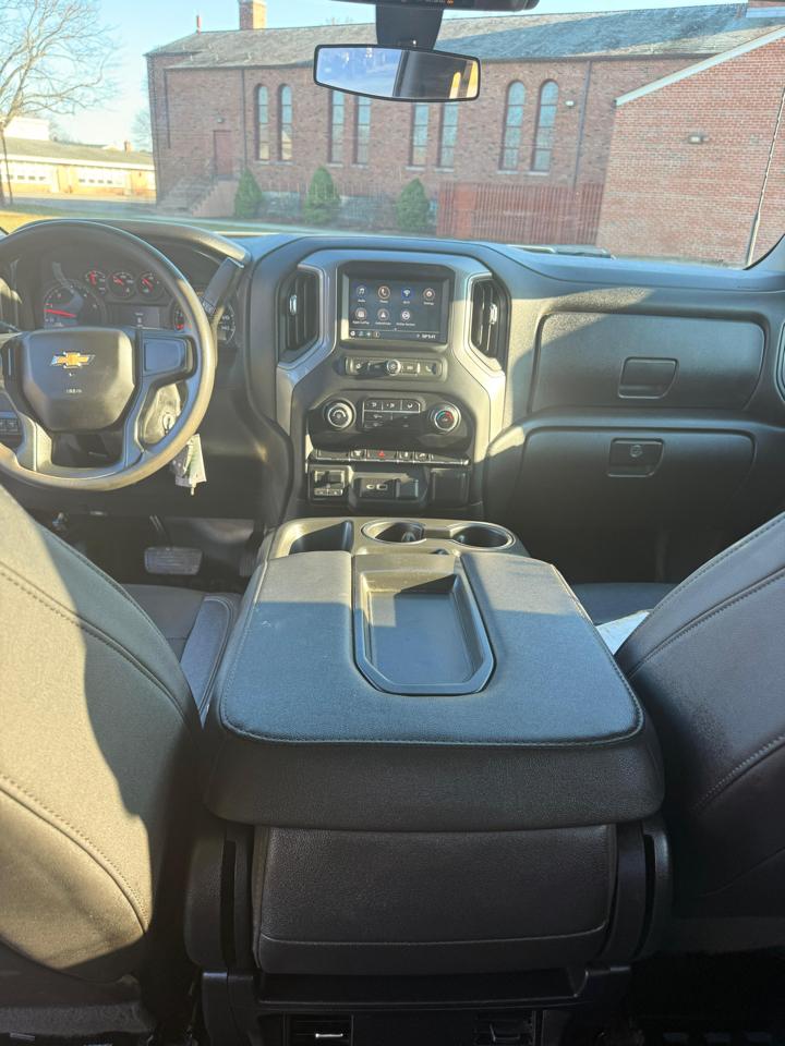 Chevrolet Silverado 3500HD Work Truck Crew Cab 4WD 2022