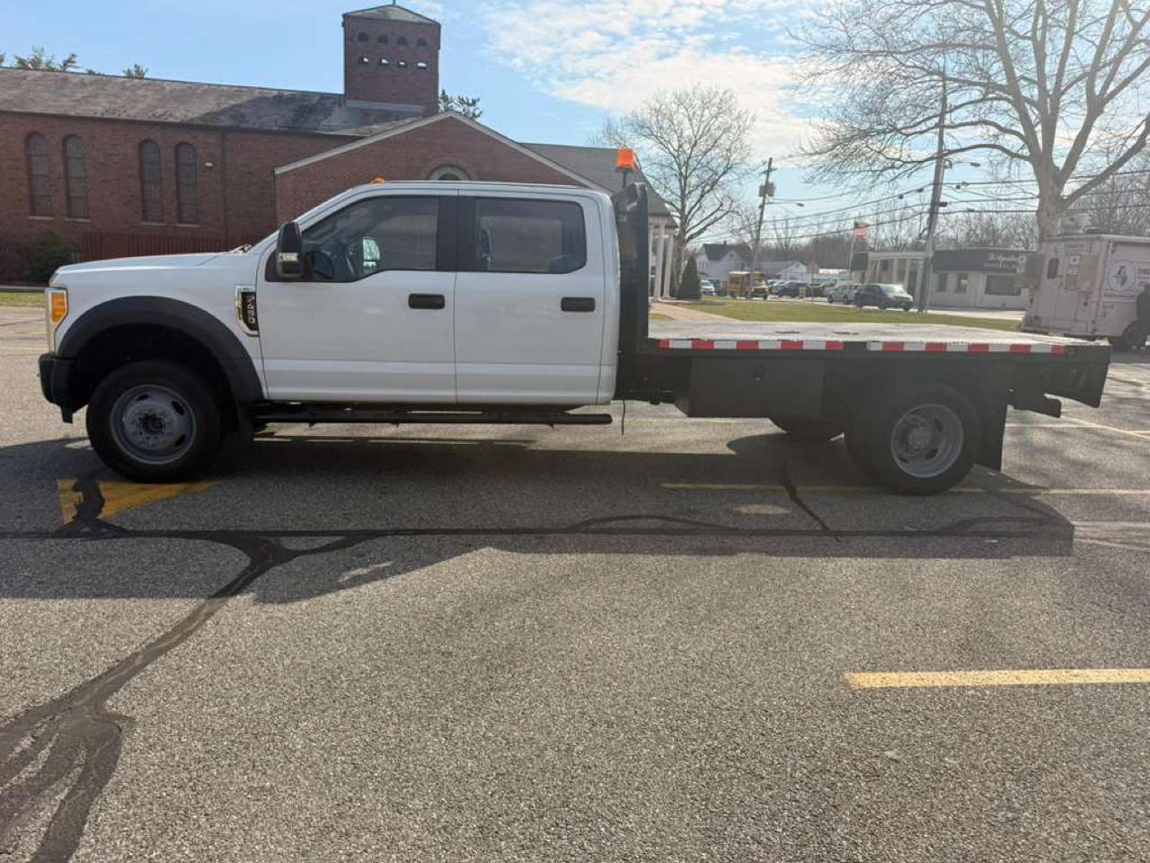 Ford F-450 SD Crew Cab DRW 2WD 2017