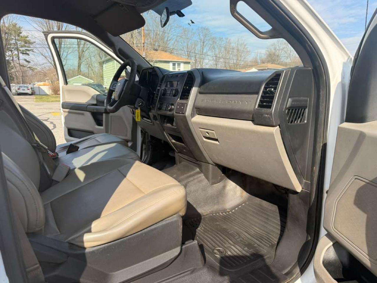 Ford F-450 SD Crew Cab DRW 2WD 2017