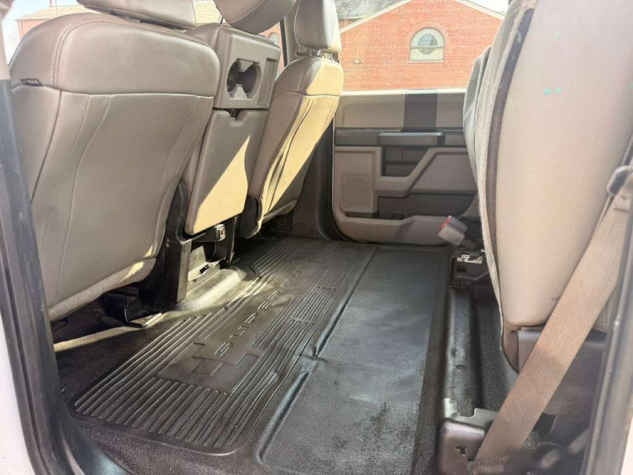 Ford F-450 SD Crew Cab DRW 2WD 2017