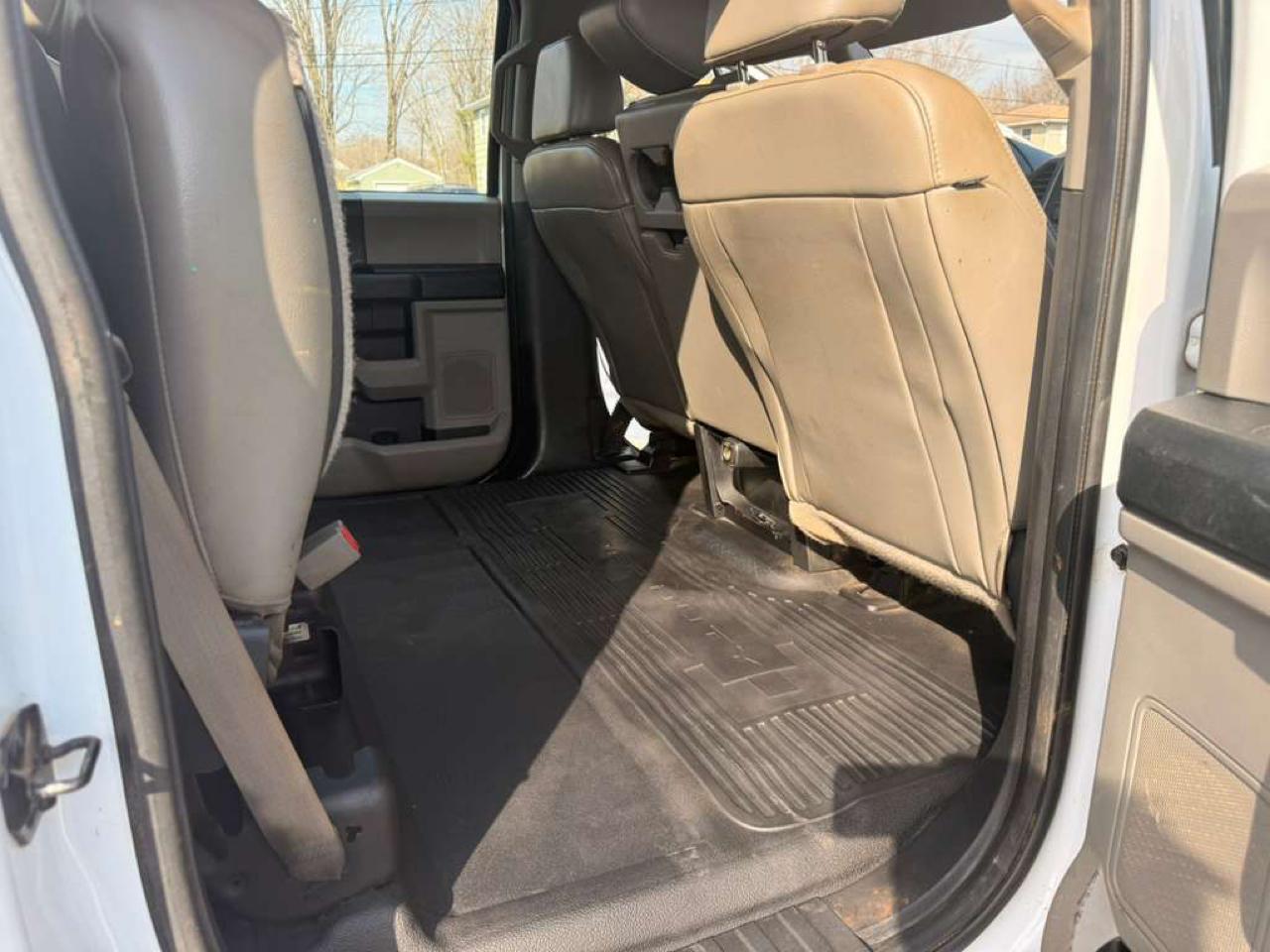 Ford F-450 SD Crew Cab DRW 2WD 2017