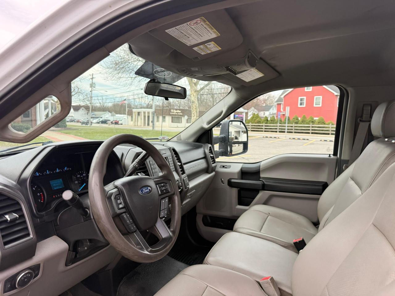 Ford F-350 SD XLT DRW 2WD 2019