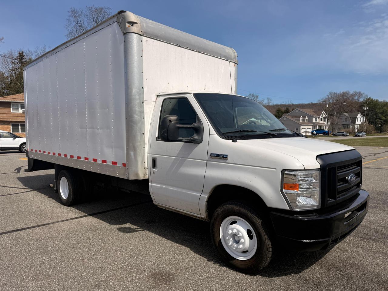 Ford Econoline E-350 Super Duty 2018