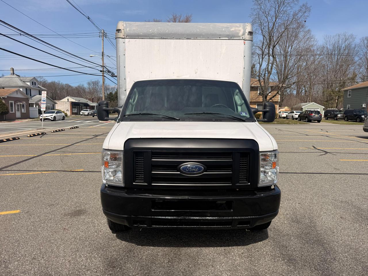 Ford Econoline E-350 Super Duty 2018