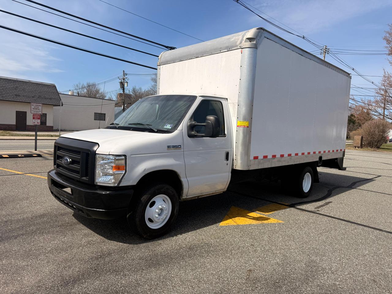 Ford Econoline E-350 Super Duty 2018