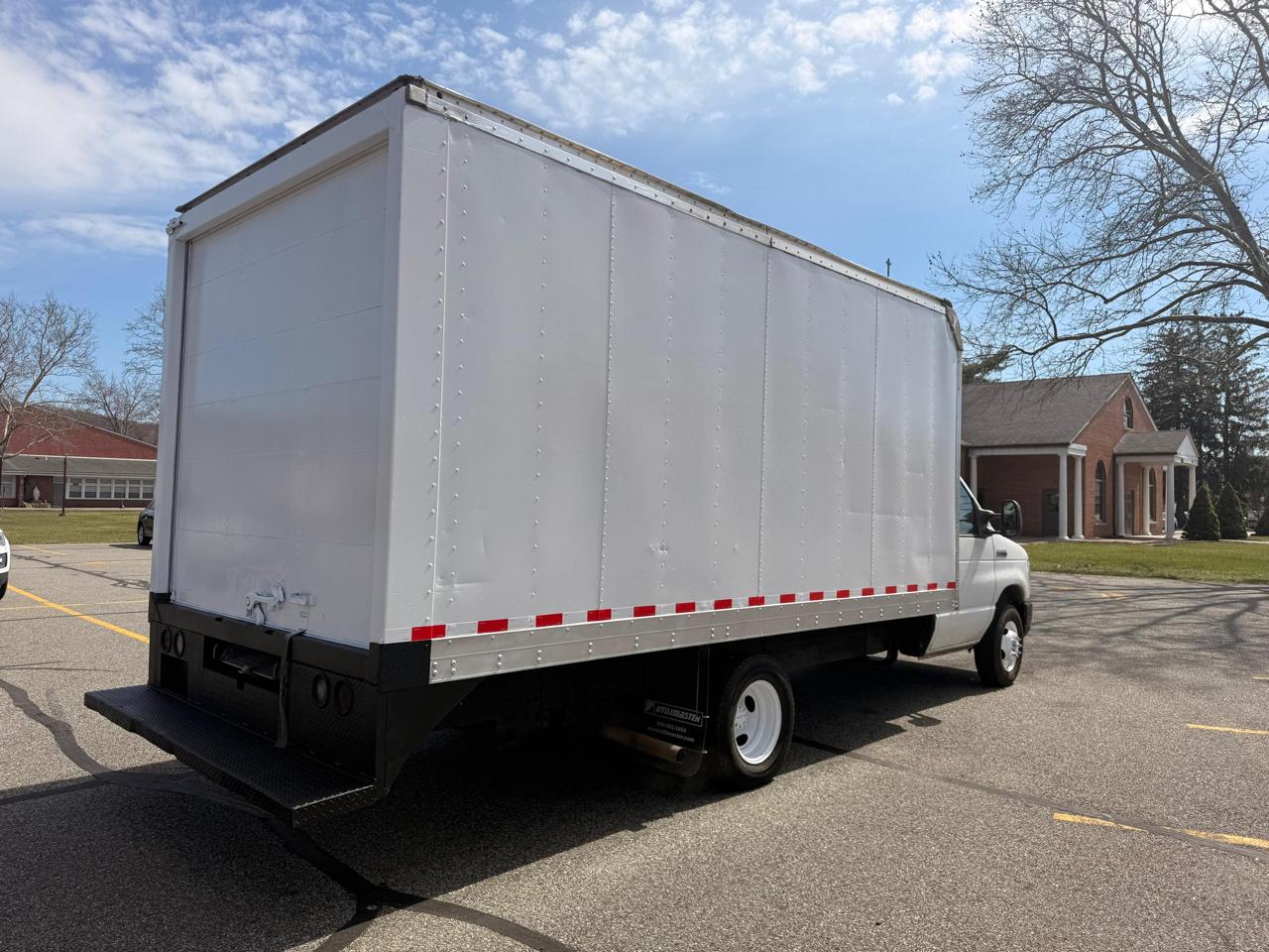 Ford Econoline E-350 Super Duty 2018