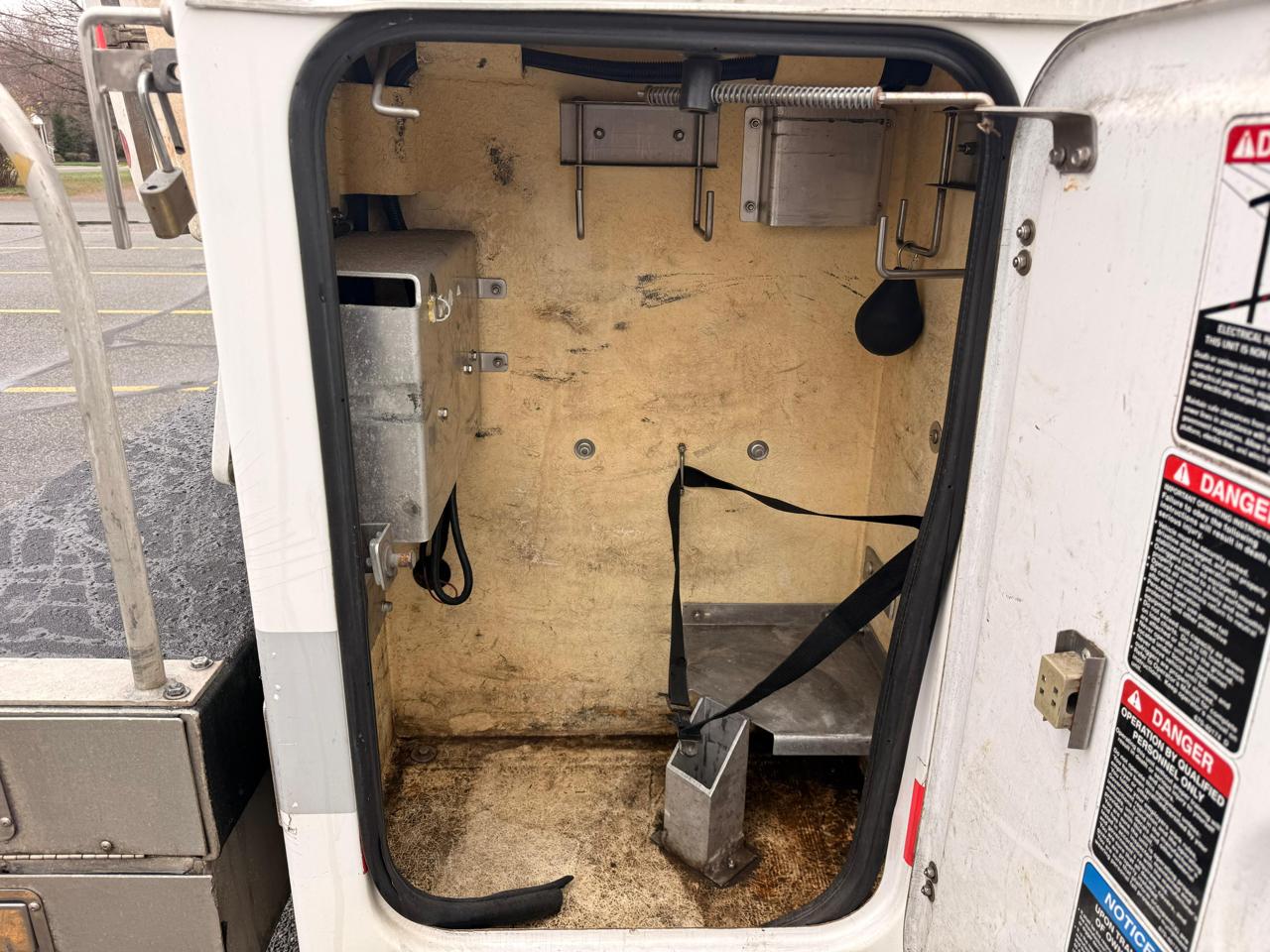 Ford F-350 SD XL DRW 2WD 2012