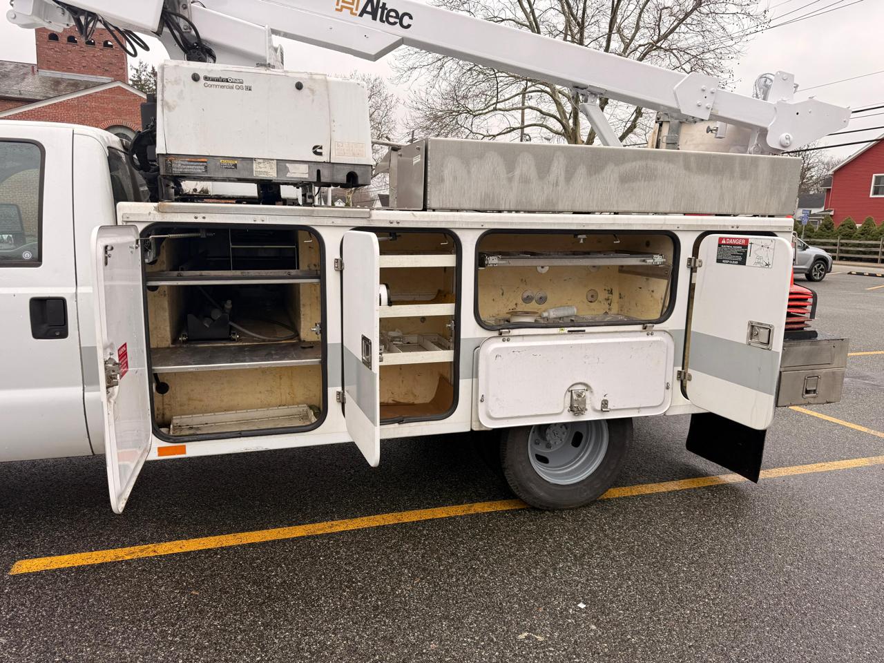 Ford F-350 SD XL DRW 2WD 2012