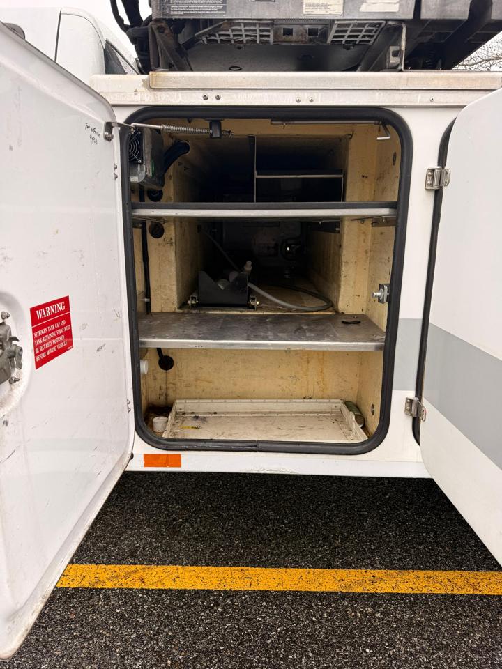 Ford F-350 SD XL DRW 2WD 2012