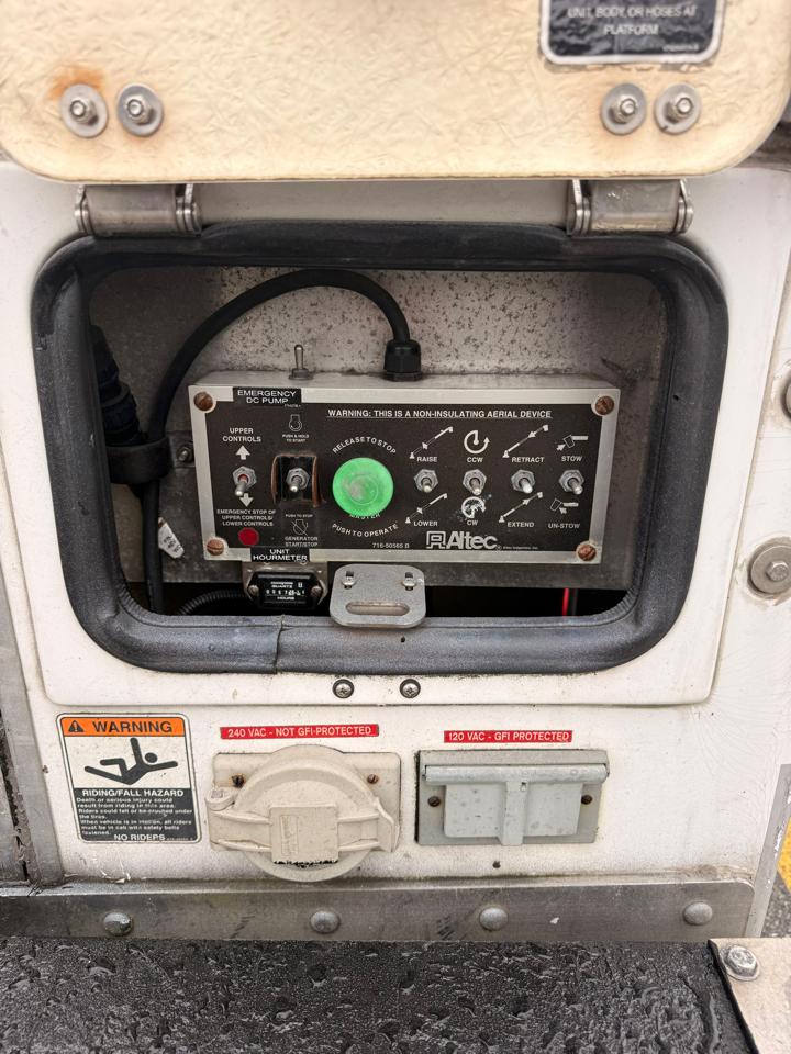 Ford F-350 SD XL DRW 2WD 2012