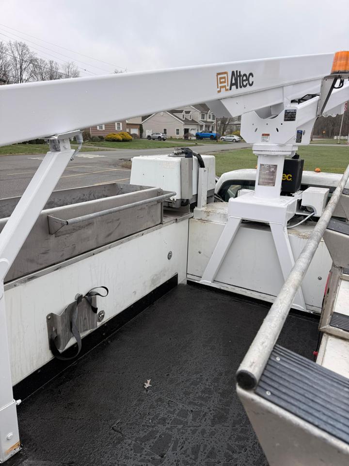 Ford F-350 SD XL DRW 2WD 2012