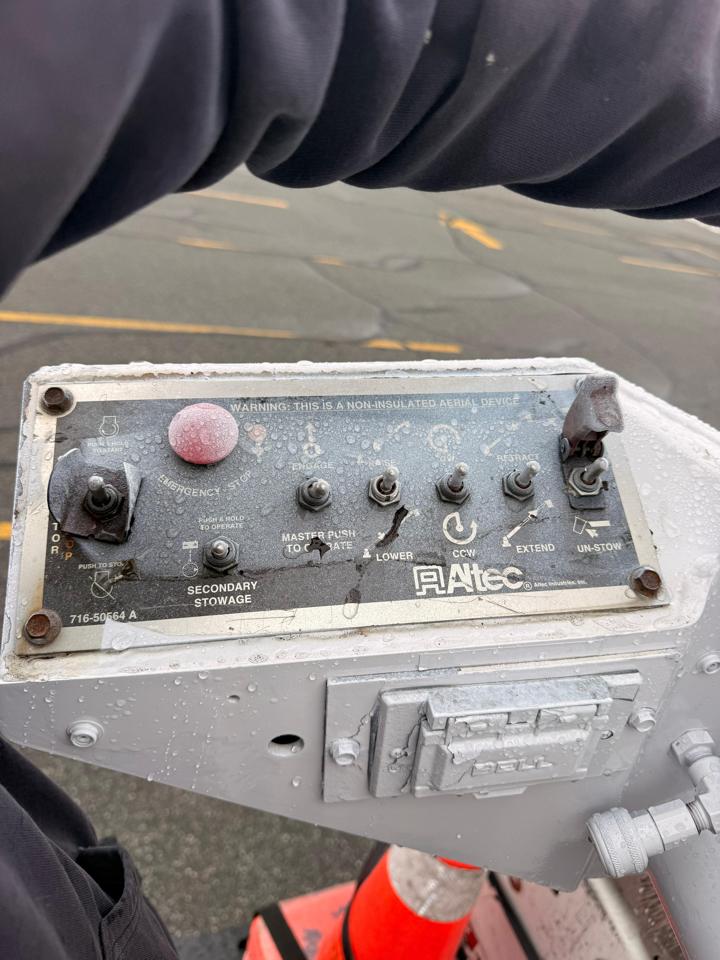 Ford F-350 SD XL DRW 2WD 2012