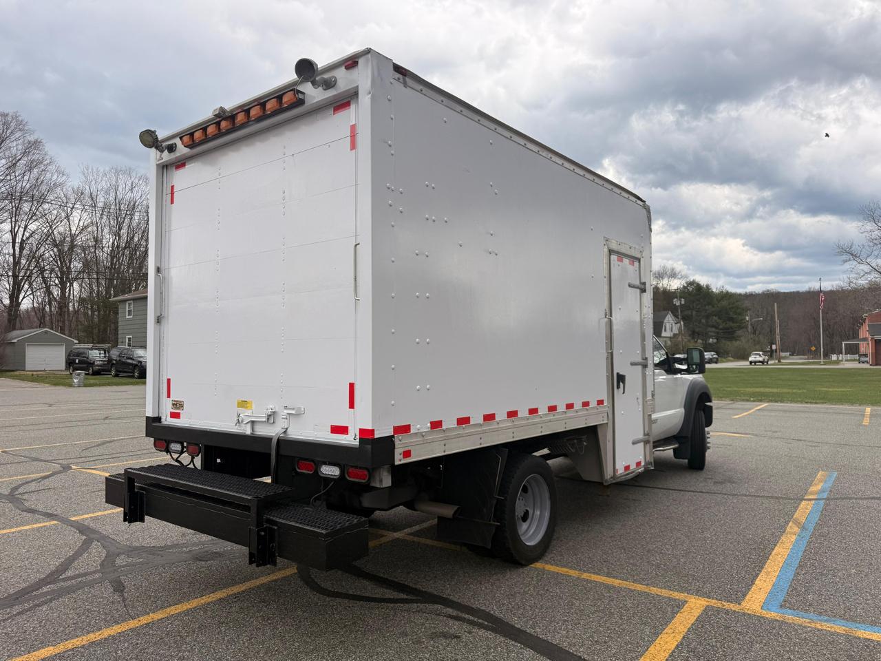 Ford F-550 Regular Cab DRW 2WD 2015