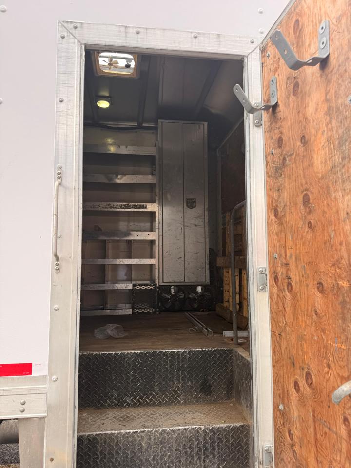 Ford F-550 Regular Cab DRW 2WD 2015