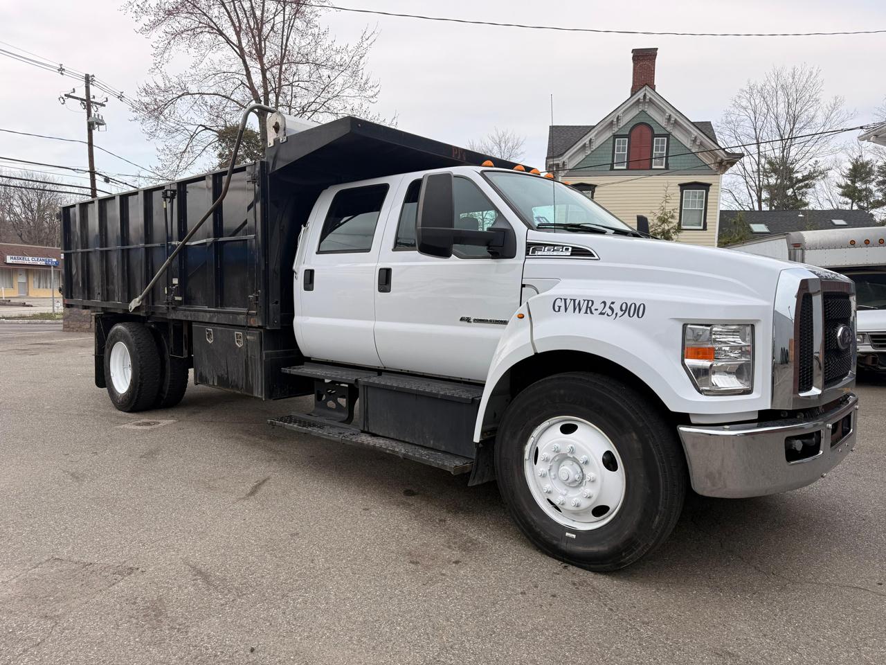Ford F-650 Crew Cab 2WD DRW 2018