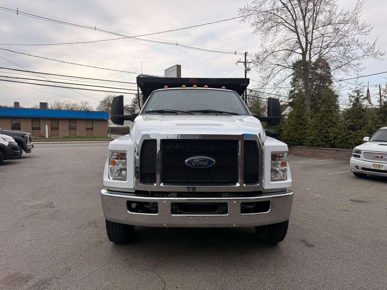 Ford F-650 Crew Cab 2WD DRW 2018