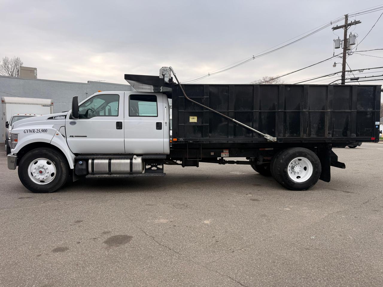 Ford F-650 Crew Cab 2WD DRW 2018