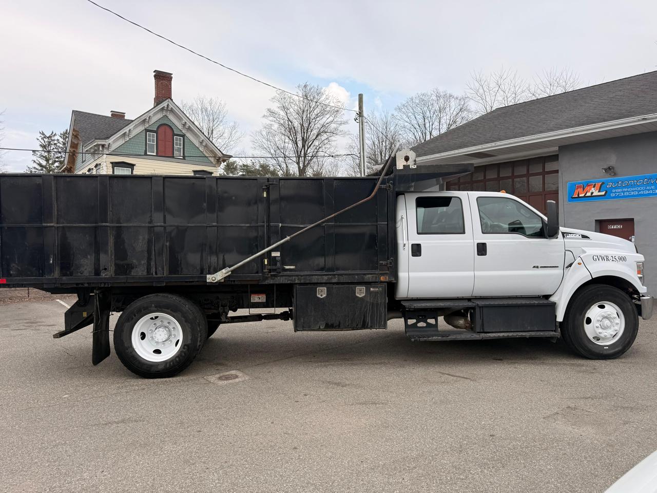 Ford F-650 Crew Cab 2WD DRW 2018