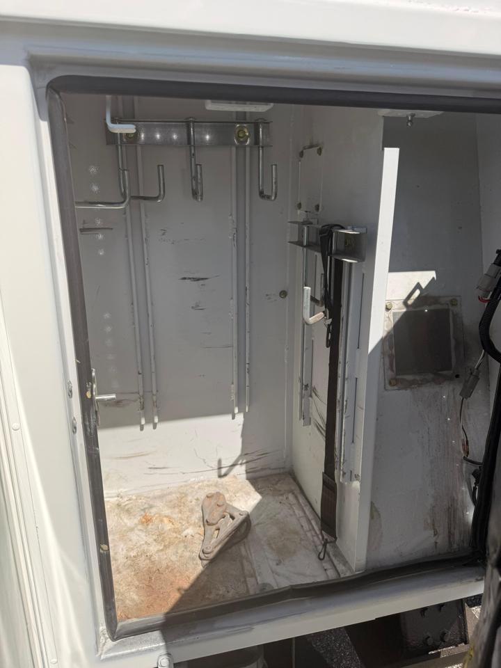 Ford F-550 Regular Cab DRW 4WD 2017