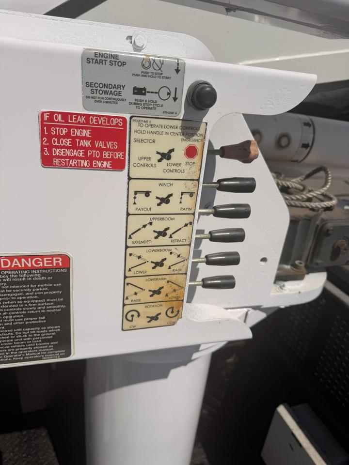 Ford F-550 Regular Cab DRW 4WD 2017