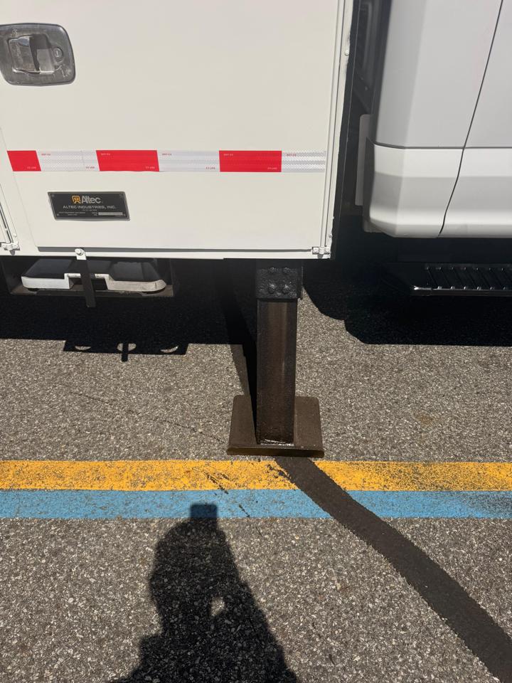 Ford F-550 Regular Cab DRW 4WD 2017