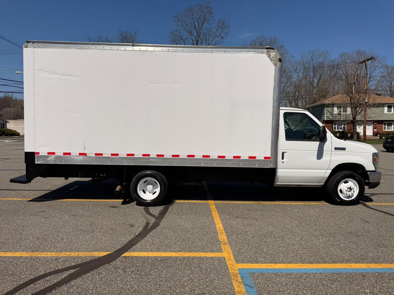 Ford Econoline E-350 Super Duty 2018