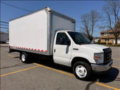 2018 Ford Econoline 