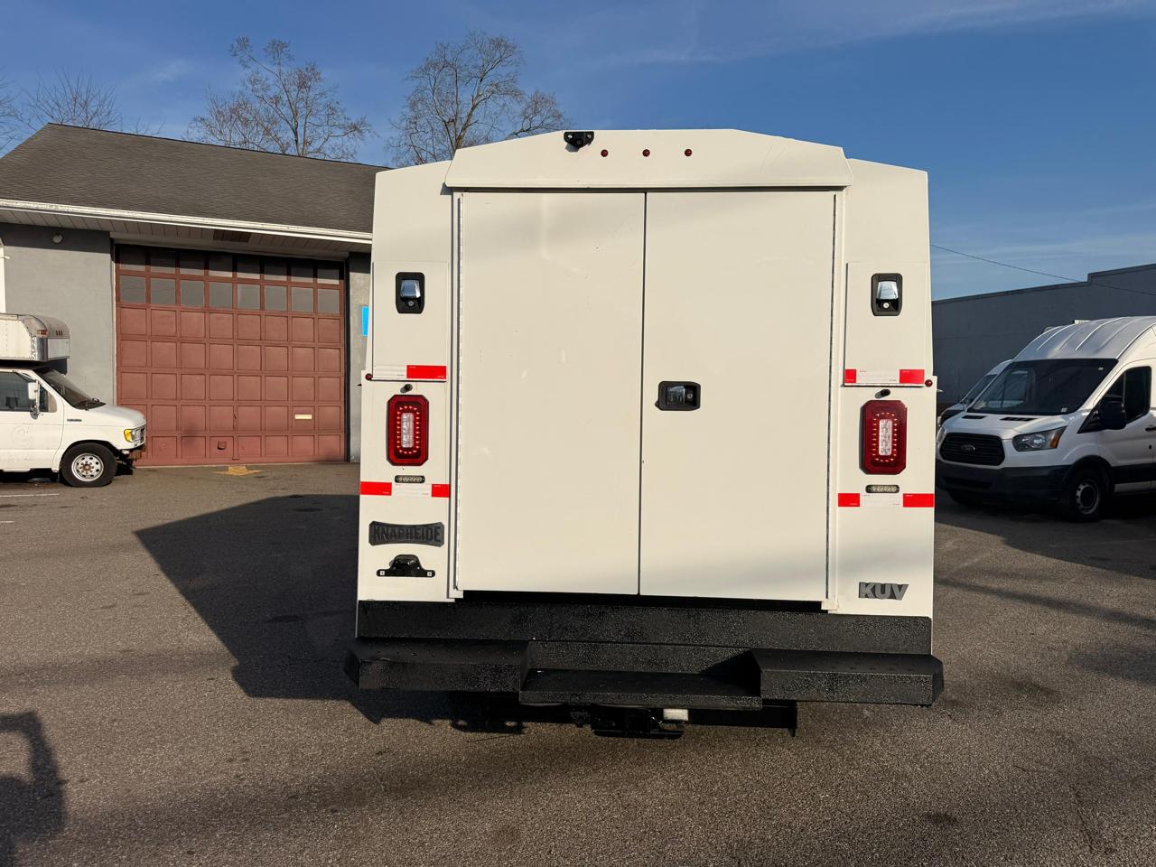 Chevrolet Express G3500 139" 2022