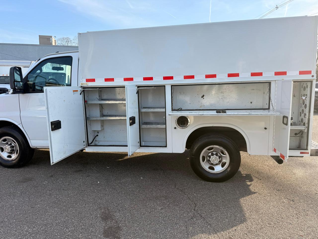 Chevrolet Express G3500 139" 2022