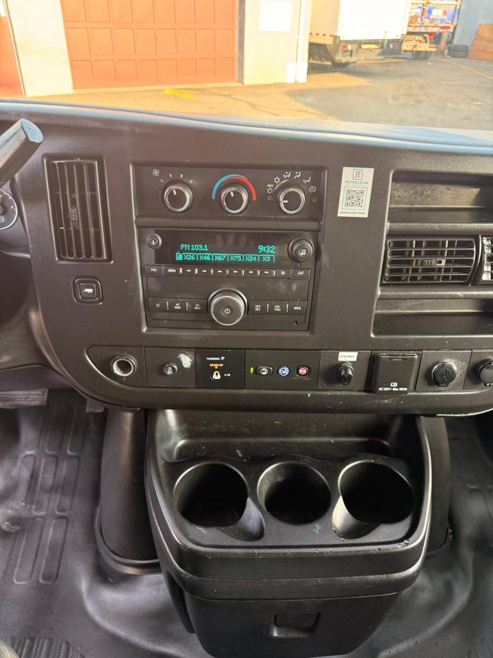 Chevrolet Express G3500 139" 2022