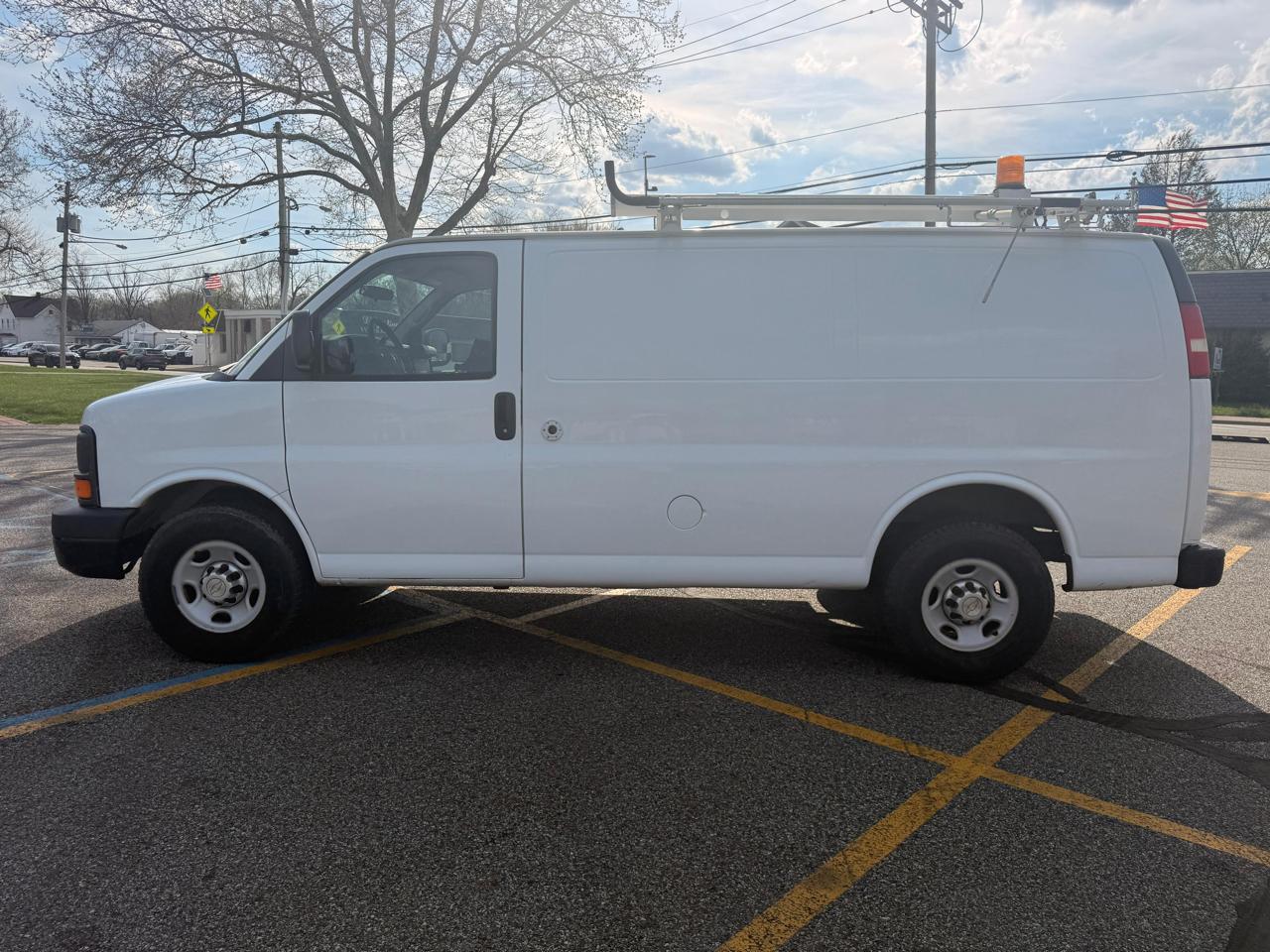 Chevrolet Express 2500 Cargo 2011