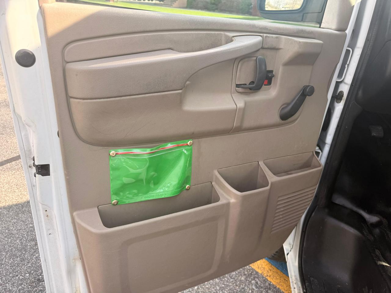 Chevrolet Express 2500 Cargo 2011