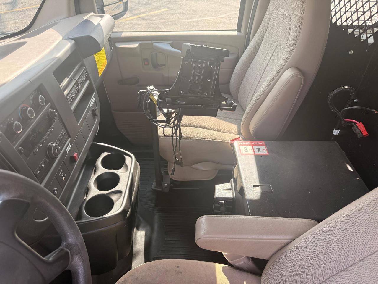 Chevrolet Express 2500 Cargo 2011