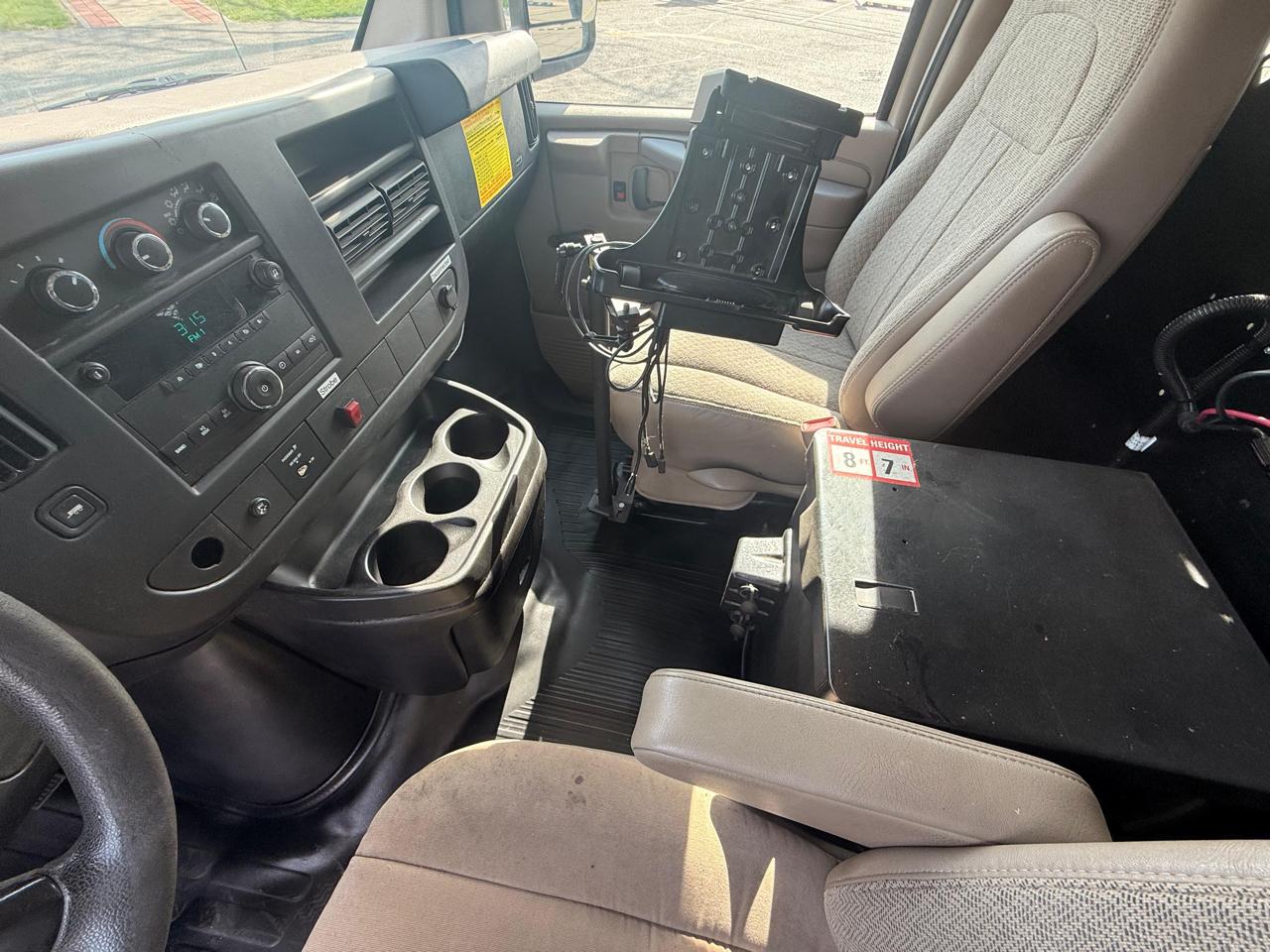 Chevrolet Express 2500 Cargo 2011