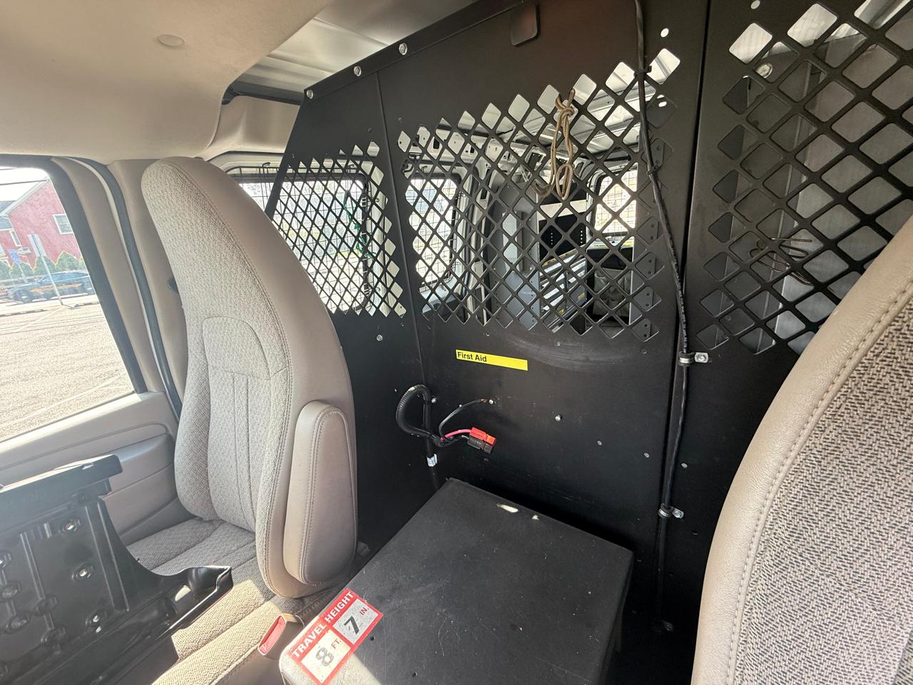 Chevrolet Express 2500 Cargo 2011