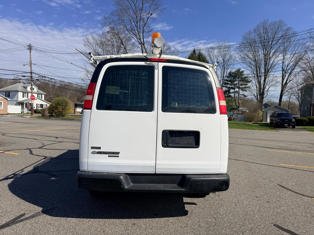 Chevrolet Express 2500 Cargo 2011