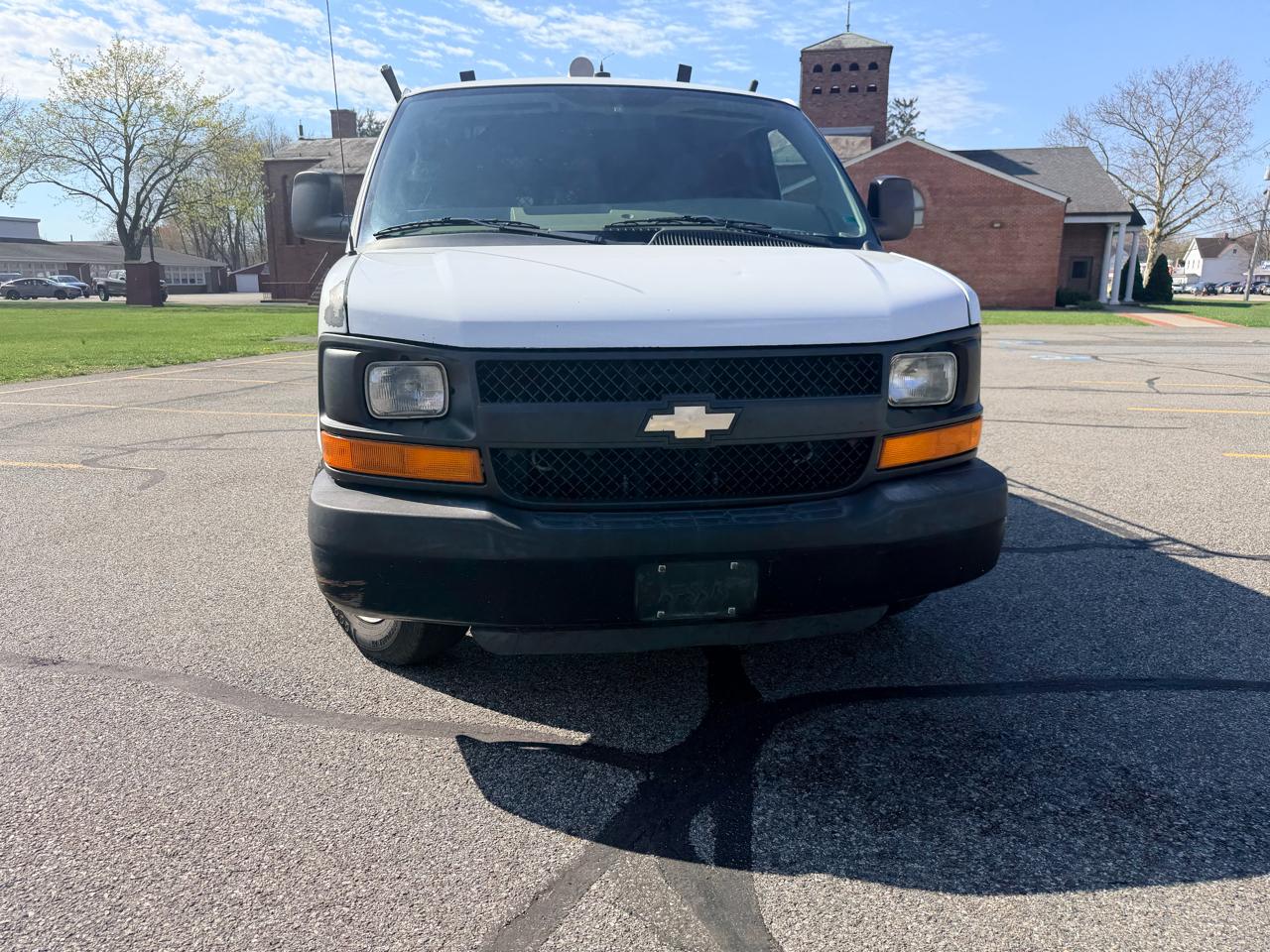 Chevrolet Express 2500 Cargo 2011