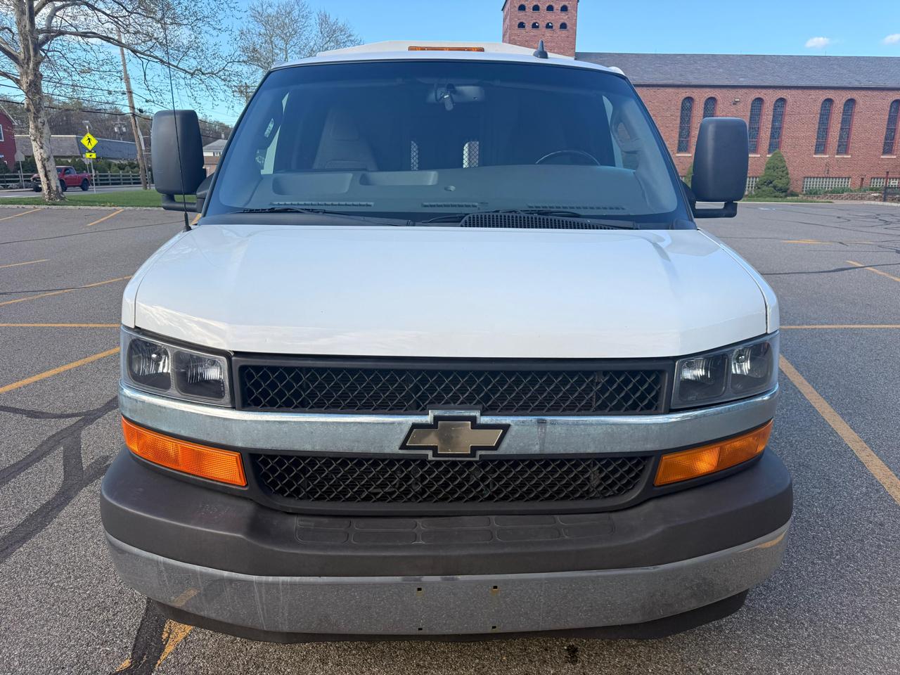 Chevrolet Express G3500 139" 2018