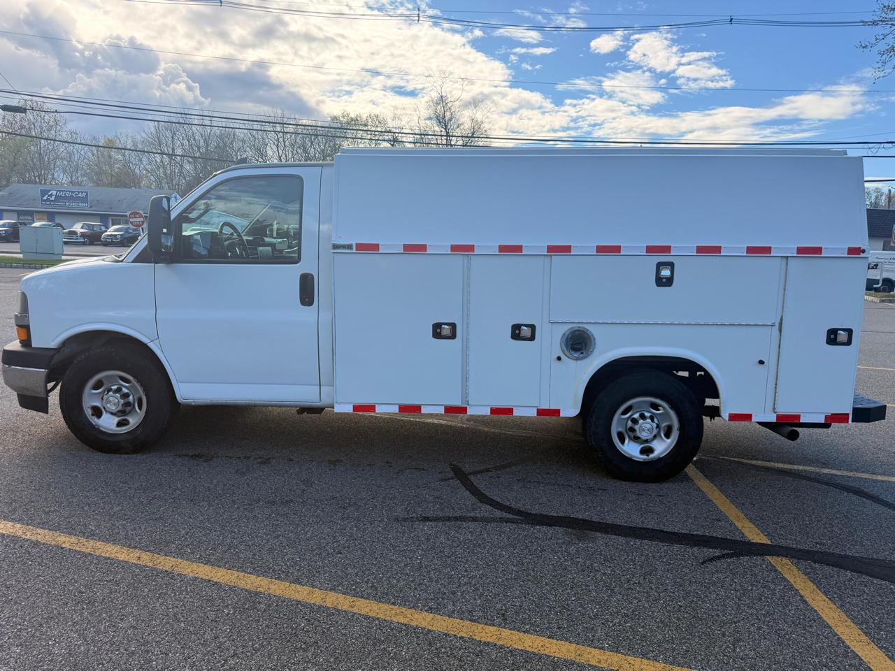 Chevrolet Express G3500 139" 2018