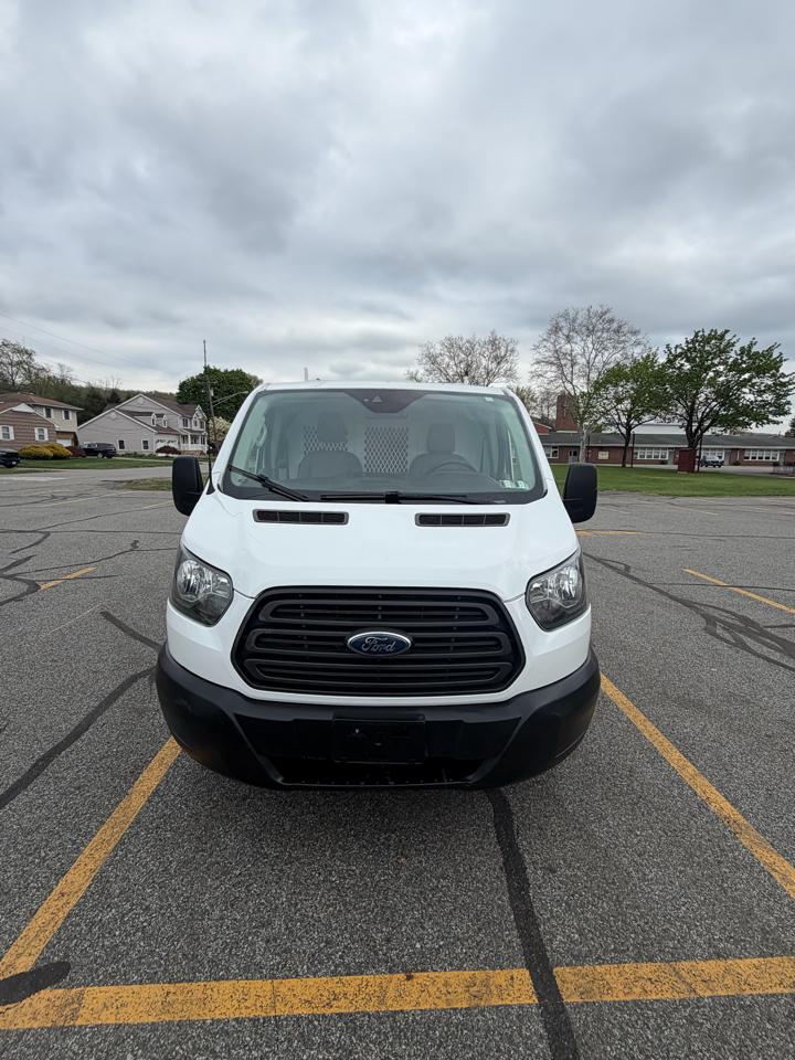 Ford Transit 250 Van Low Roof 60/40 Pass.130-in. WB 2016