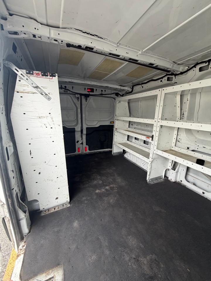 Ford Transit 250 Van Low Roof 60/40 Pass.130-in. WB 2016