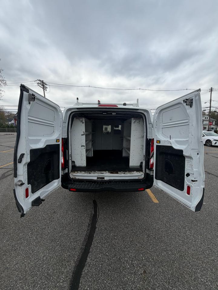 Ford Transit 250 Van Low Roof 60/40 Pass.130-in. WB 2016