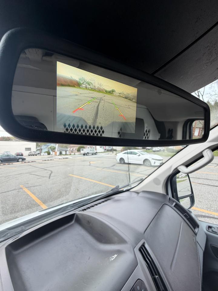 Ford Transit 250 Van Low Roof 60/40 Pass.130-in. WB 2016