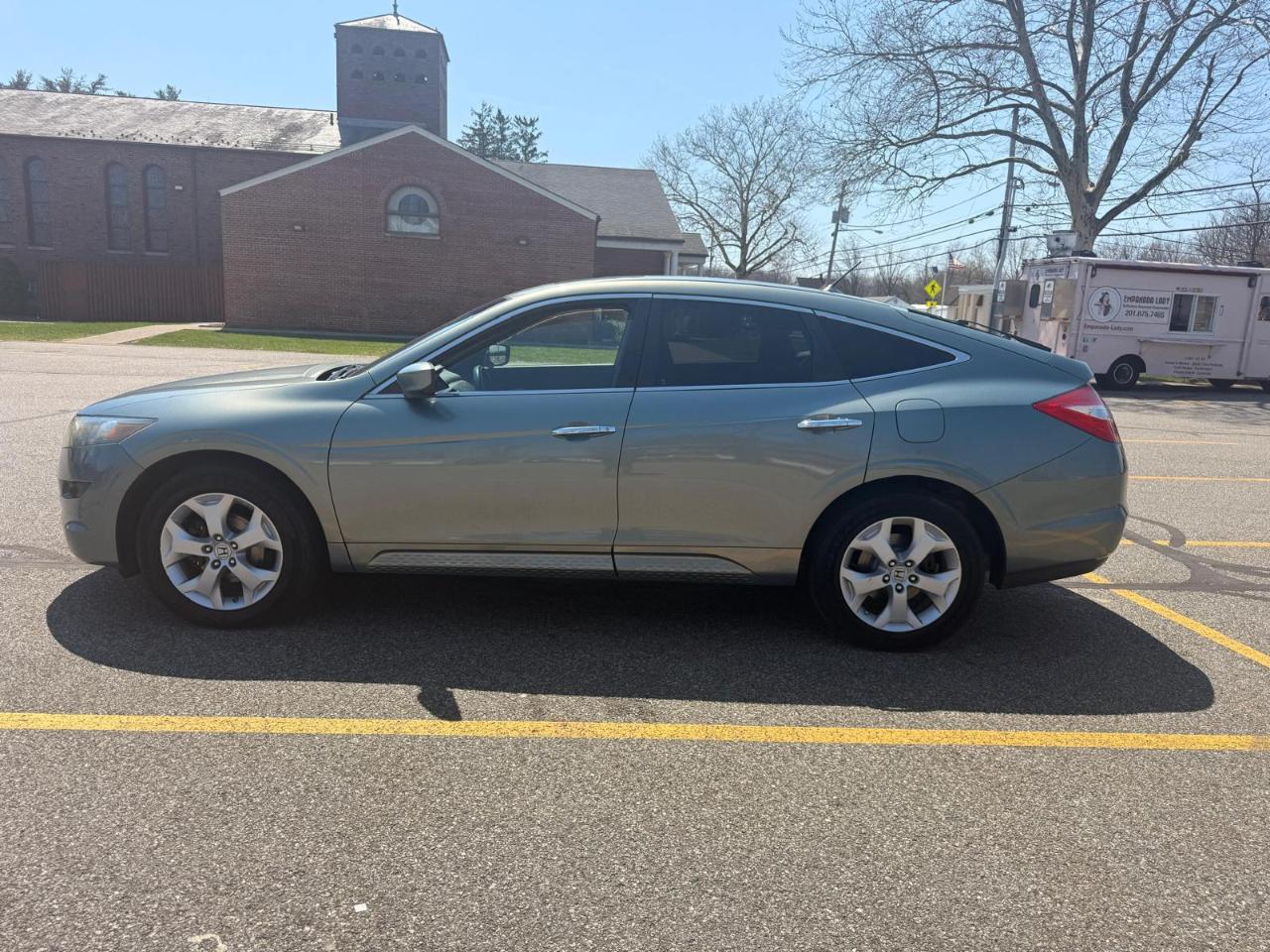 Honda Accord Crosstour EX-L 4WD 5-Spd AT 2010