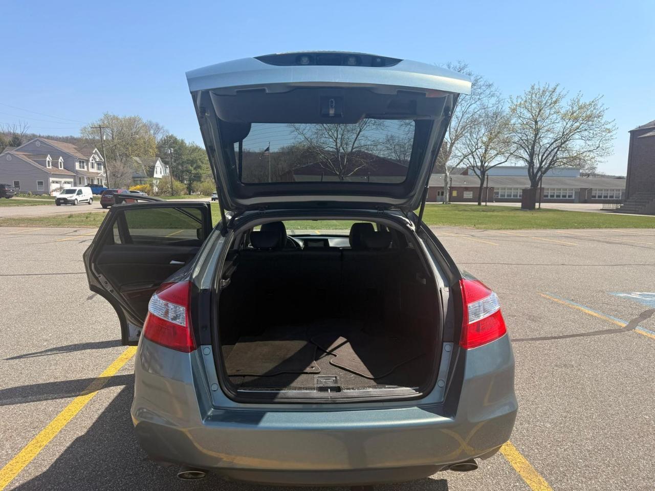 Honda Accord Crosstour EX-L 4WD 5-Spd AT 2010