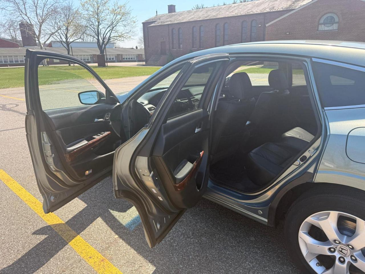 Honda Accord Crosstour EX-L 4WD 5-Spd AT 2010