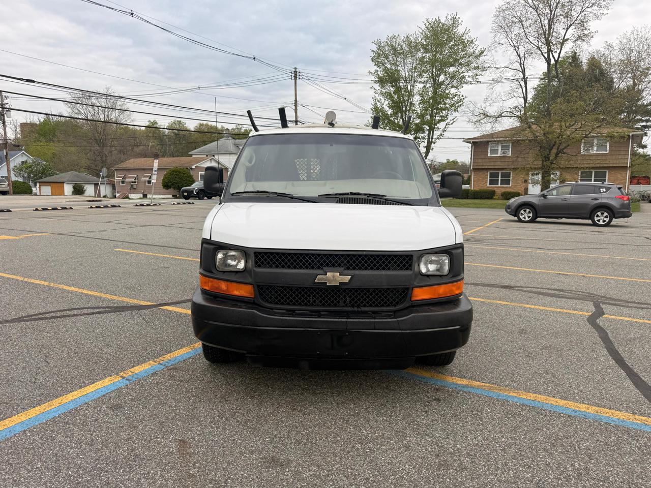 Chevrolet Express 2500 Cargo 2011