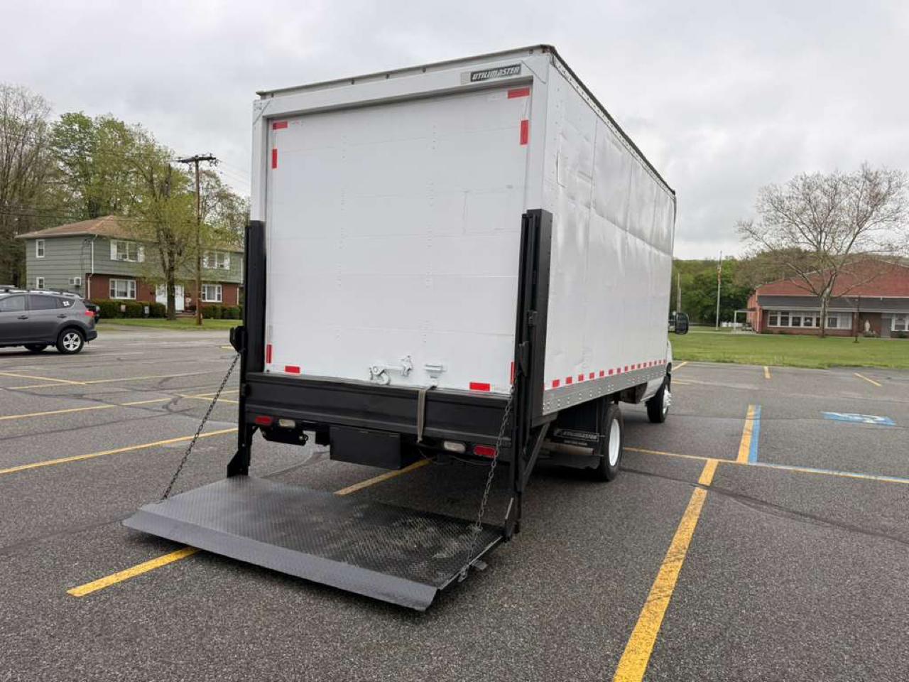 Ford Econoline E-350 Super Duty 2018